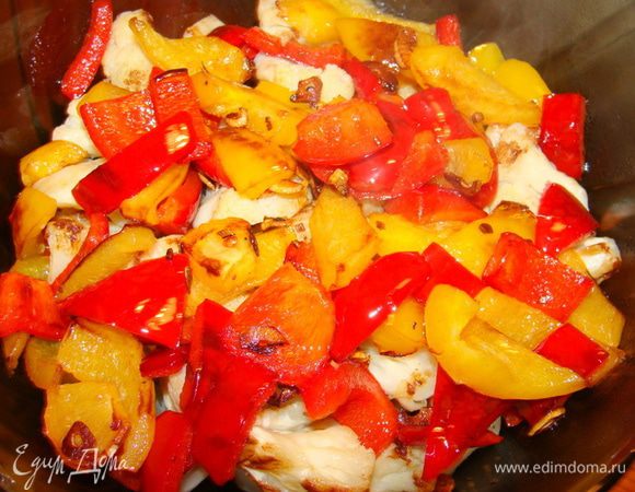 Обжарить так же с 3 зубчиками чеснока.