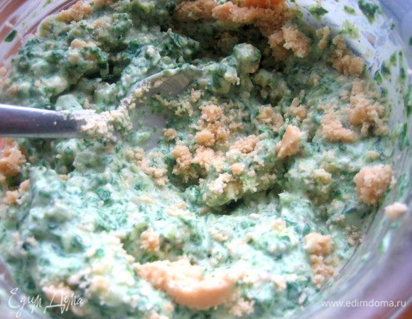 Всё тщательно перетираем в однородную пасту.