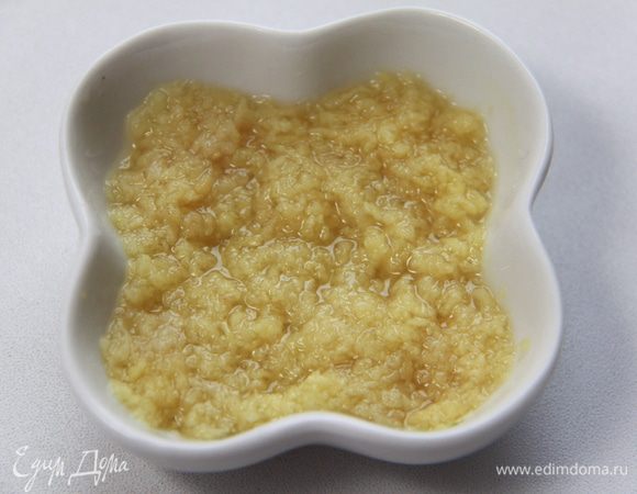 добавить к имбирю ликёр (лимонный или апельсиновый), оставить на время.