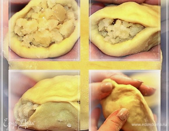 А дальше шарики наши разминаем – растягиваем. Чтобы лепешки получились. На лепешку выкладываем начинку. Щедро. Не жалейте. И залепливаем начинку вовнутрь. Делаем собственно пирожок.