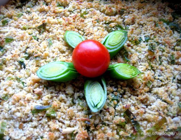 Украшаем таким съедобным цветочком)))