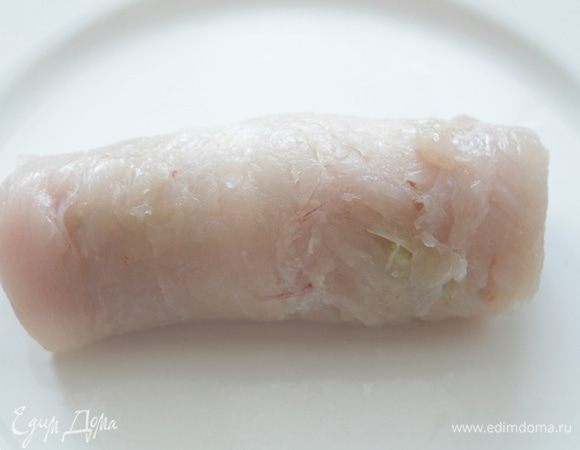 Свернуть в рулет.