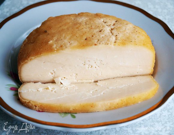 Покупаем 3 л. молока. Разделяем на 2 части, по 1,5 литра.
1,5 литра прокисает, до состояния творожной массы и сыворотки.

