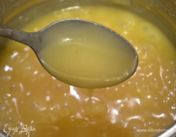 Через 20 минут она загустеет и станет вязкой.