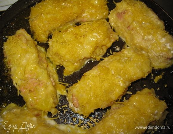 Жарим на растительном масле, с 4-х сторон, до золотистой корочки.
Выкладываем на листья салата. подаем с оливковым майонезом "Слобода".
Приятного аппетита!