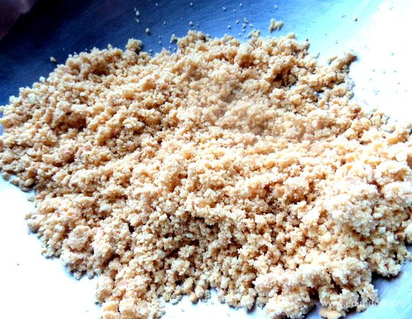 Вот такая однородная масляная крошка получается.