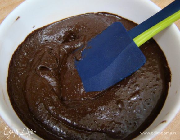 Растопить шоколад,