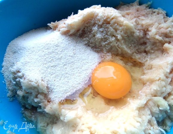 Добавляем манку...