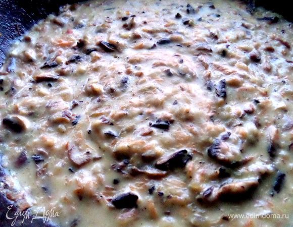 Проварить немного до загущения и можно подавать!