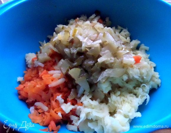 Измельчим и добавим ложки 2-3.