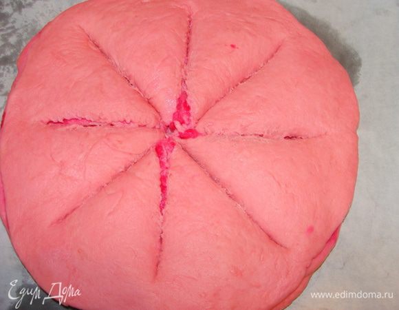 Сделать надрезы в виде снежинки.