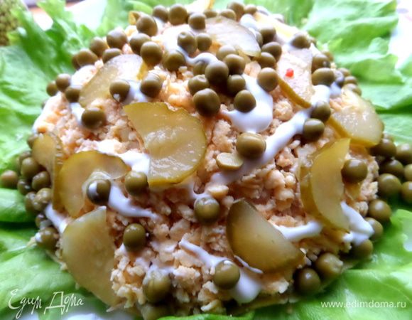 Огурчик маринованный по желанию.