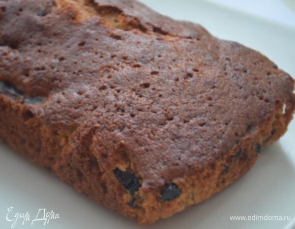 Готовый кекс остудить и полить соусом. 