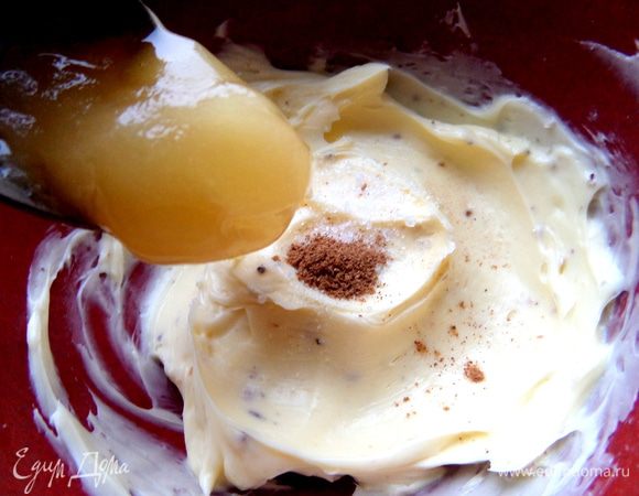 Мёд, мускатный орех...