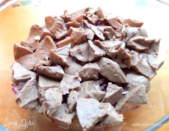 Оставшаяся печень и масла немного из банки.