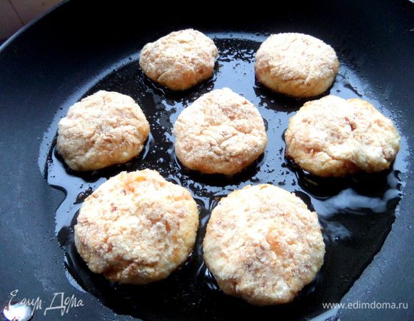 Жарим на разогретом масле.