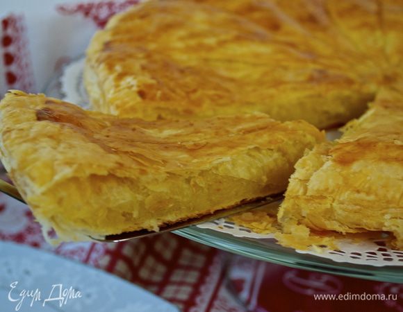 А затем можно сразу резать и подавать! 