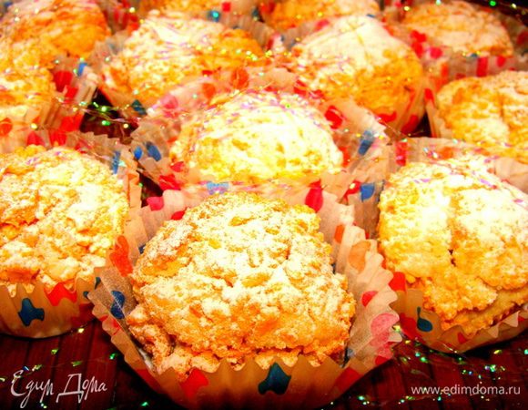 Конечно, чтобы не проводить дополнительную процедуру формовки, можно просто положить больше муки, но тогда пирожные внутри будут суше.