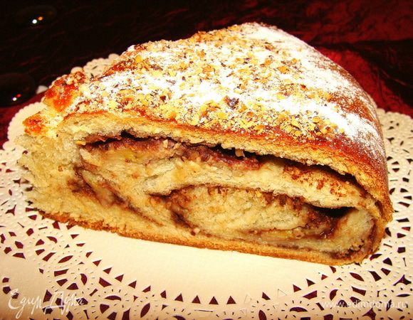 Получается очень воздушный пирог!