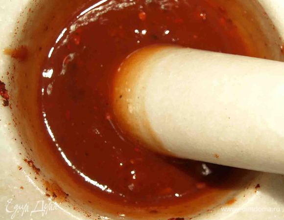 Готовим соус. Смешать все ингредиенты для соуса. Можно все добавлять на свой вкус. 