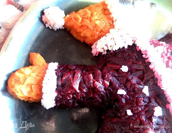 Шапочку,рукавички тоже...