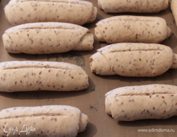 Даем отдохнуть 30-40 мин. Сделать продольные, глубокие (глубже, чем у меня), надрезы.