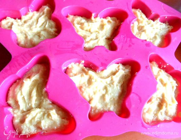 Разровнять,чтобы было заполнено на две трети от высоты.