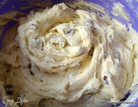 И замесить тесто. Оно должно быть вязким.

