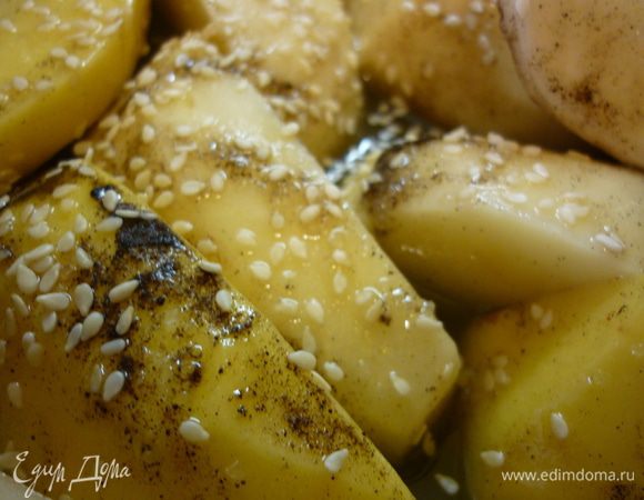 Сверху все обкунжутиваем. И  в духвку мин на 50. А то и часок.