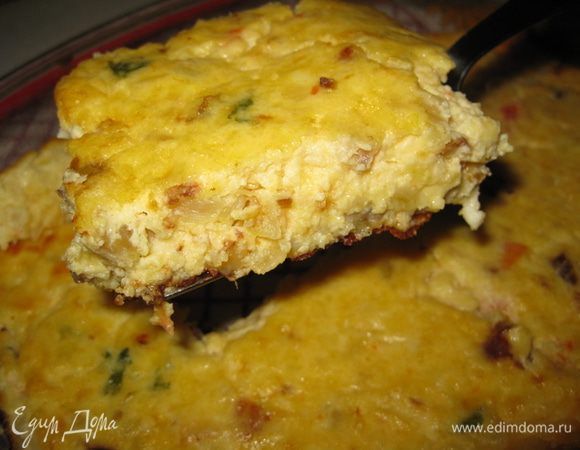 Подаем горячим. Можно оформить ломтиками лимона и зеленью.
Приятного аппетита!