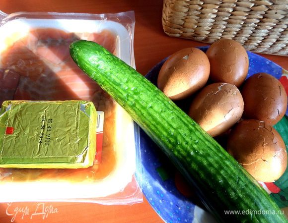 Яйца маринуем по предыдущему рецепту.