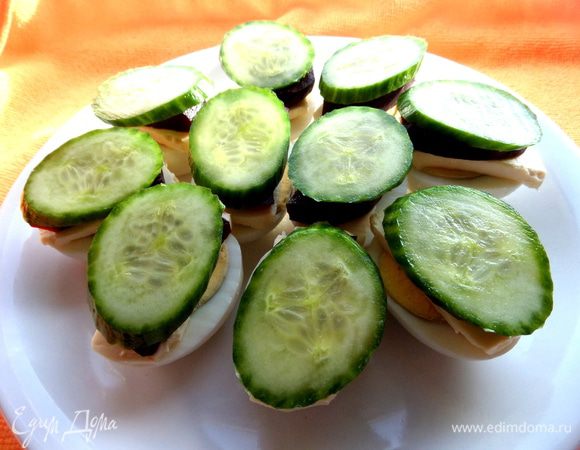 Огурчик для свежести.