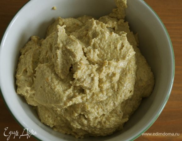 Начинка должна получиться достаточно однородной. В принципе эту же начинку можно использовать и для равиолли...., и любой другой фаршированной пасты! )))