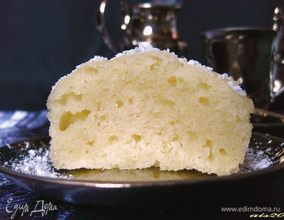 Вот такой пористый разрез получается у кексов.
Приятного аппетита!