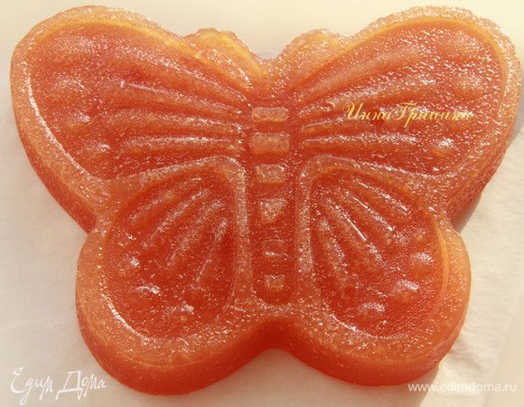 Бабочка из айвового мармелада))) Очень вкусно! Дети в восторге!