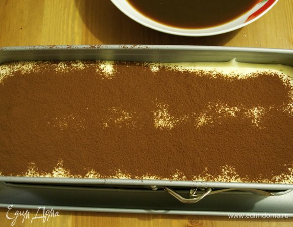 Можно присыпать немного какао, по желанию.