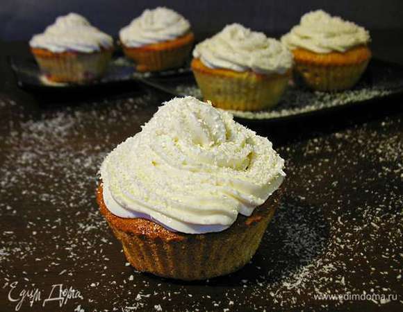 Ставим чайник и приглашаем к столу.