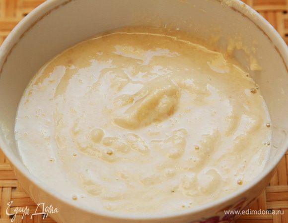 Я захотела, чтобы заправка была густой, как хорошая сметана, поэтому мне хватило 50 мл воды.