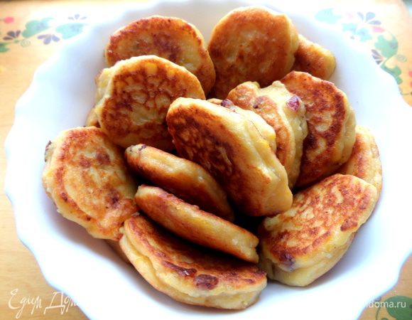 Складываем в глубокую миску,чтобы сразу не остыли.