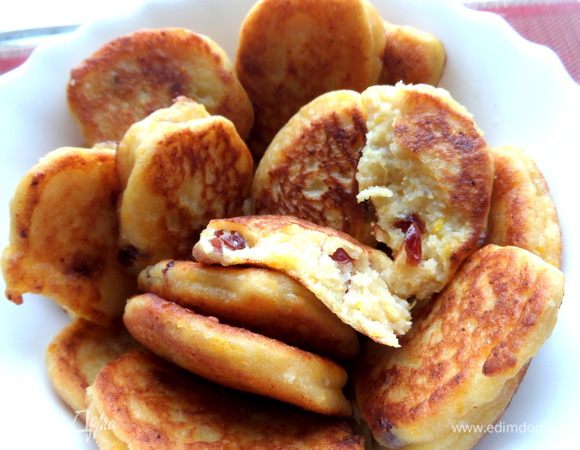 Получается 24 штучки,поэтому я написала 8 порций,если по три на порцию))) А вот такие они в разрезе,ой,...в разломе!!!