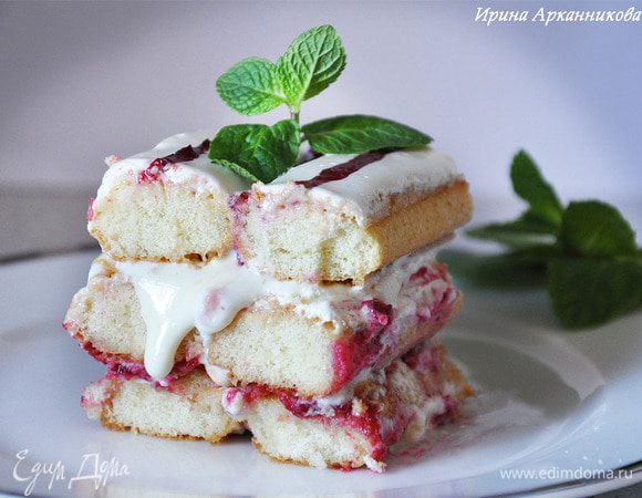 Украсить мятой порционные кусочки при подаче.