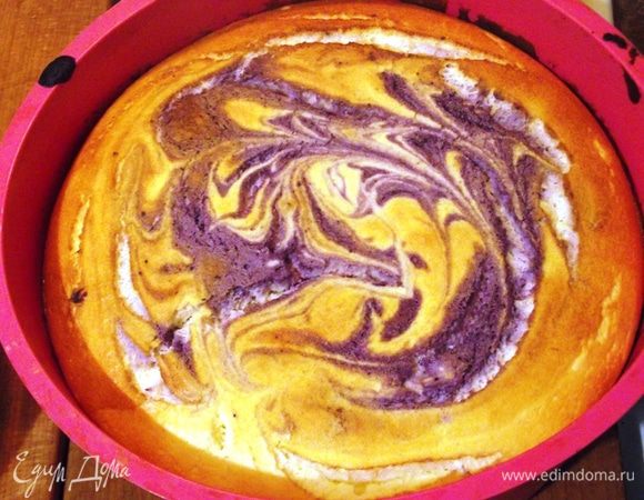 Готовность суфле определяем по золотистой корочке, как только оно схватилось, появились глубокие трещинки — суфле готово!