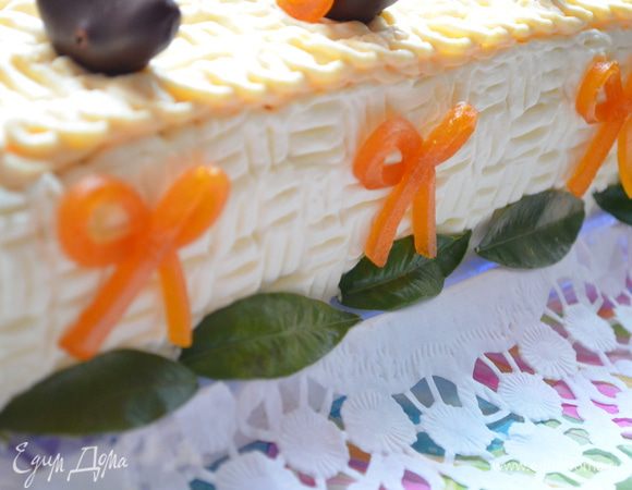 Отправляем в холодьник на ночь.Утром украшаем листиками мандаринов,мандринками в шоколаде.Я еще сделала бантики из абрикосовой пастилы.