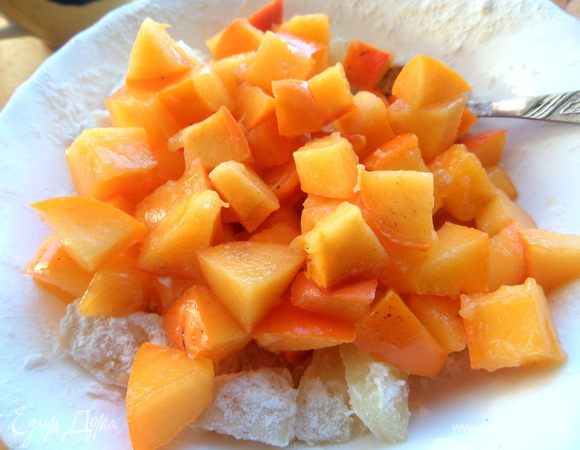 Отправить к ананасам в муке.