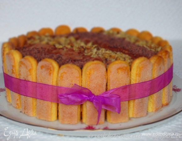 Аккуратно разрезать на порции и наслаждаться кусочком Италии на вашей тарелке. Приятного аппетита:)