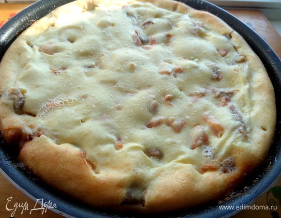 Когда схватится тесто с краёв и в центре, вынуть...