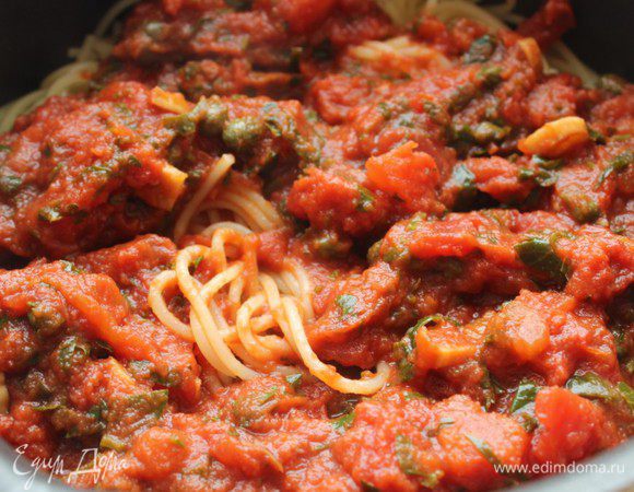 Соединить спагетти с соусом и хорошо прогреть. Приятного аппетита!!!