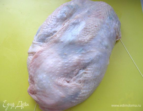 Плотно прижать кожу, чтобы не было видно разрезов.