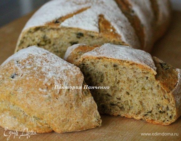 Выпекать около 45 минут до румяной корочки. 
Готовность батона проверяется так - если постучать по донышку батона, то должен слышаться гулкий "пустой" звук...
