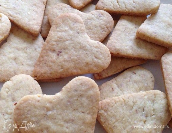 Готовому печенью дать хорошо остыть.